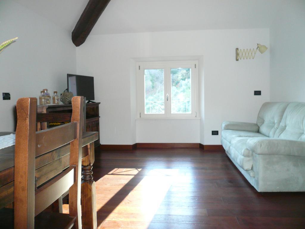 Ferienwohnung Casa Beatrice Oliveto Lario Zimmer foto
